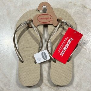 Havaianas sand grey/light golden w/Swarovski crystal. New w/tags. 41-42